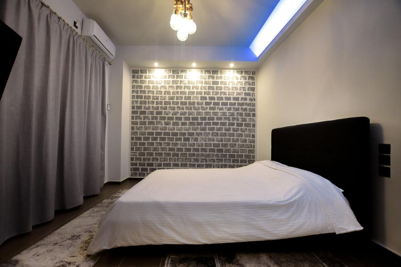 Centro Patras Apartment Bagian luar foto